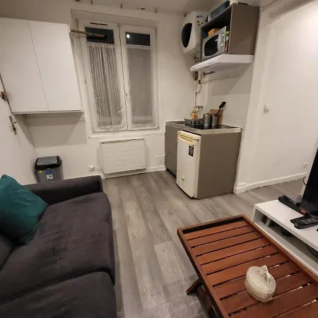 Zola Apartment *